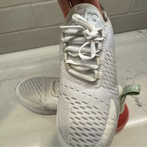 Nike Air Max 270 White Pink Coral Women’s 7.5 / 6Y Sneakers Running Shoes - Picture 14 of 16